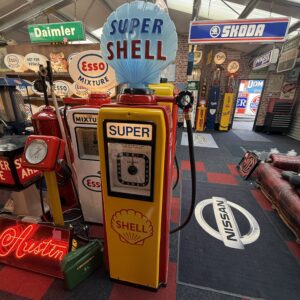 High-Performance Avery Hardoll Petrol Pump
